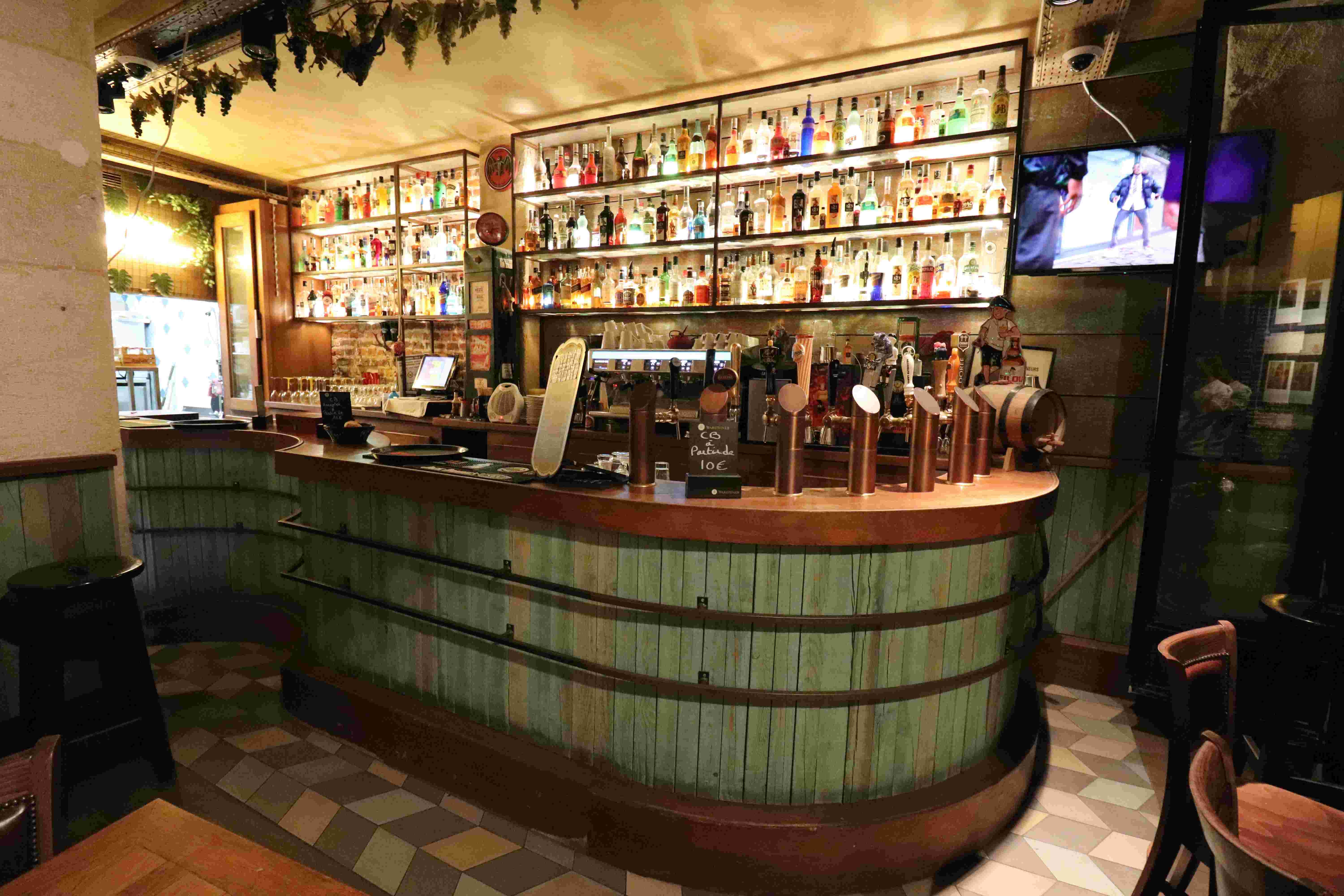 Forum Café - Photo 15