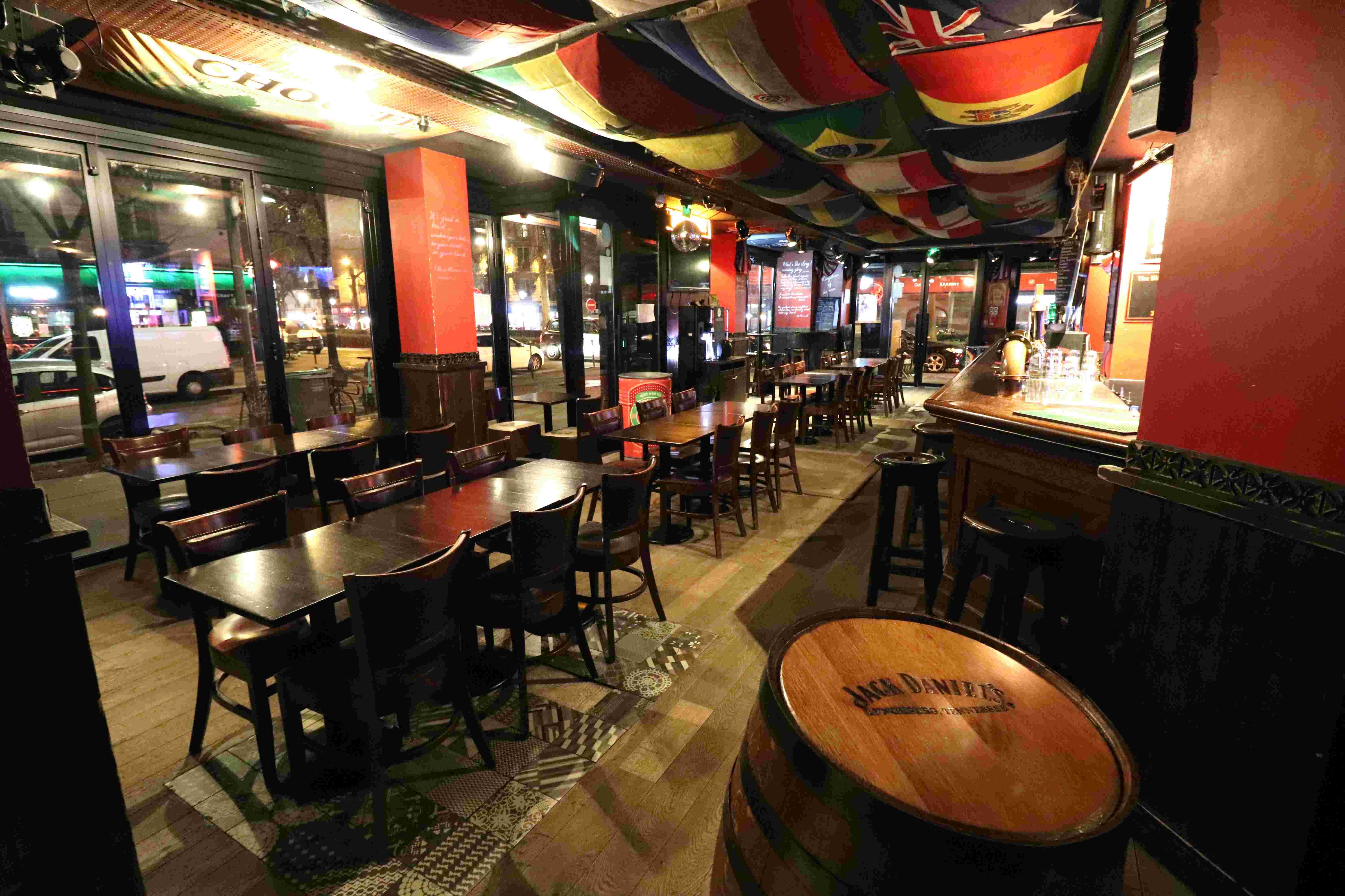 James Hetfeeld's Pub - Photo 5