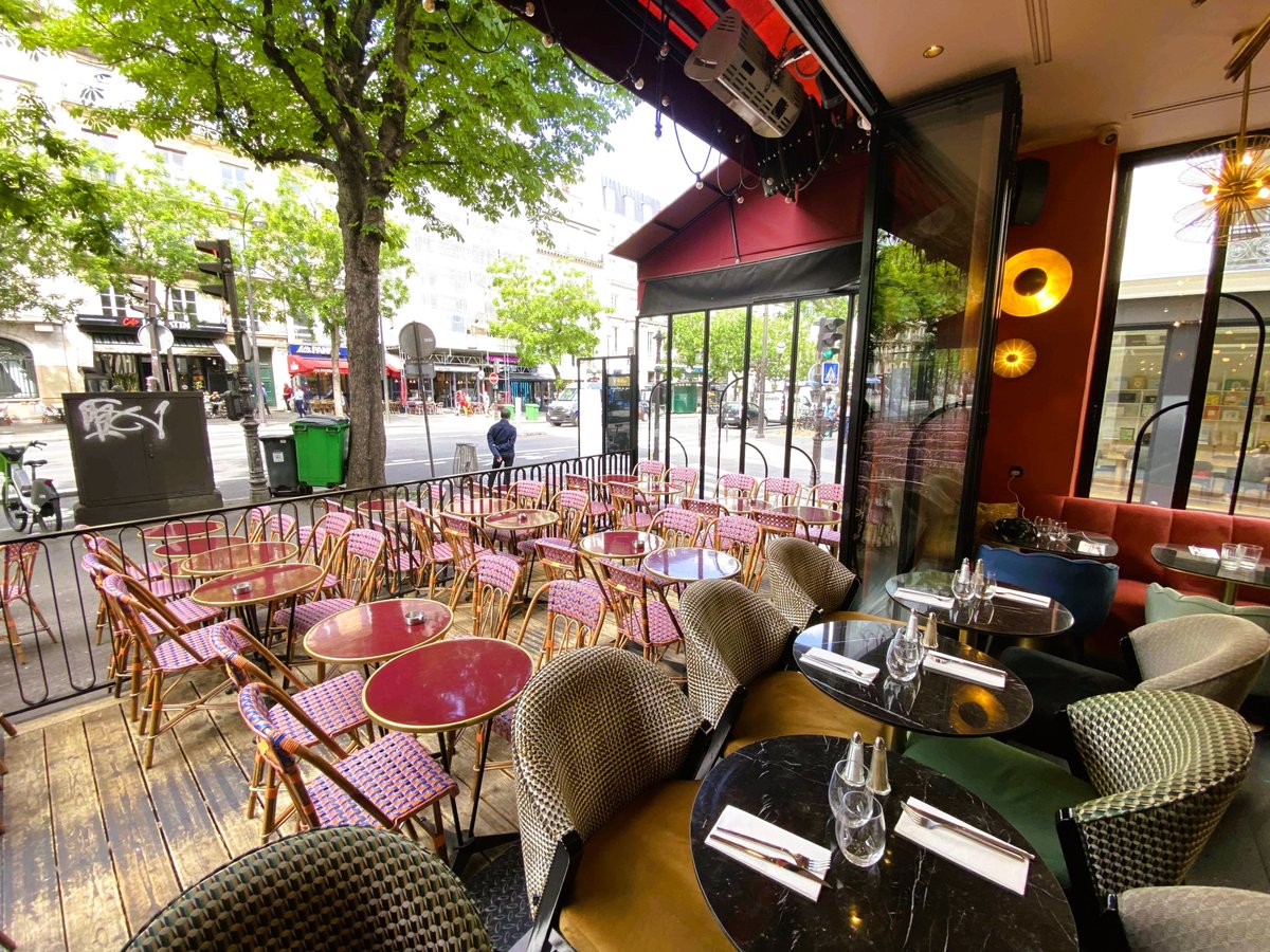 Les Pipelettes du Boulevard