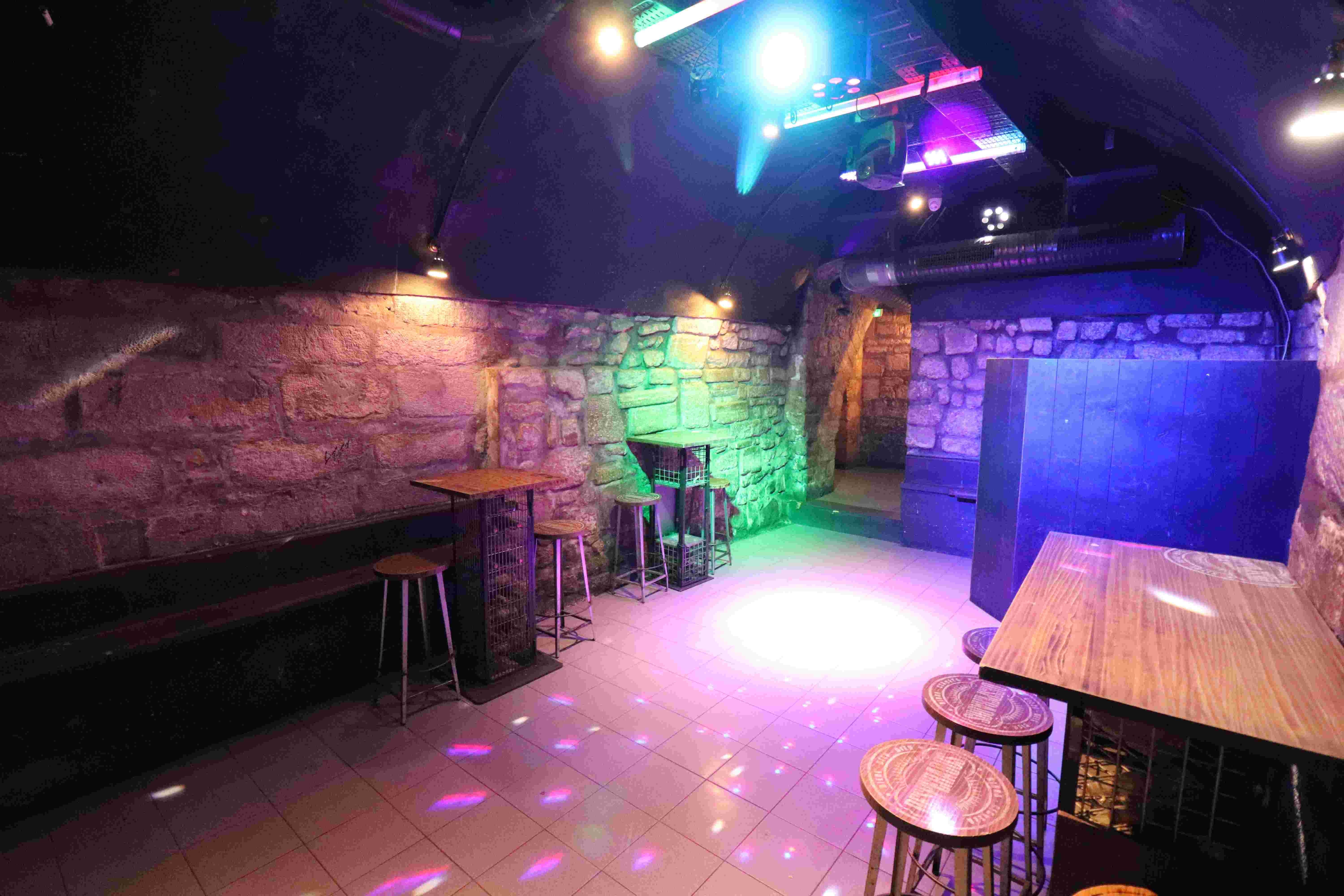 Hide Pub Châtelet - Photo 12