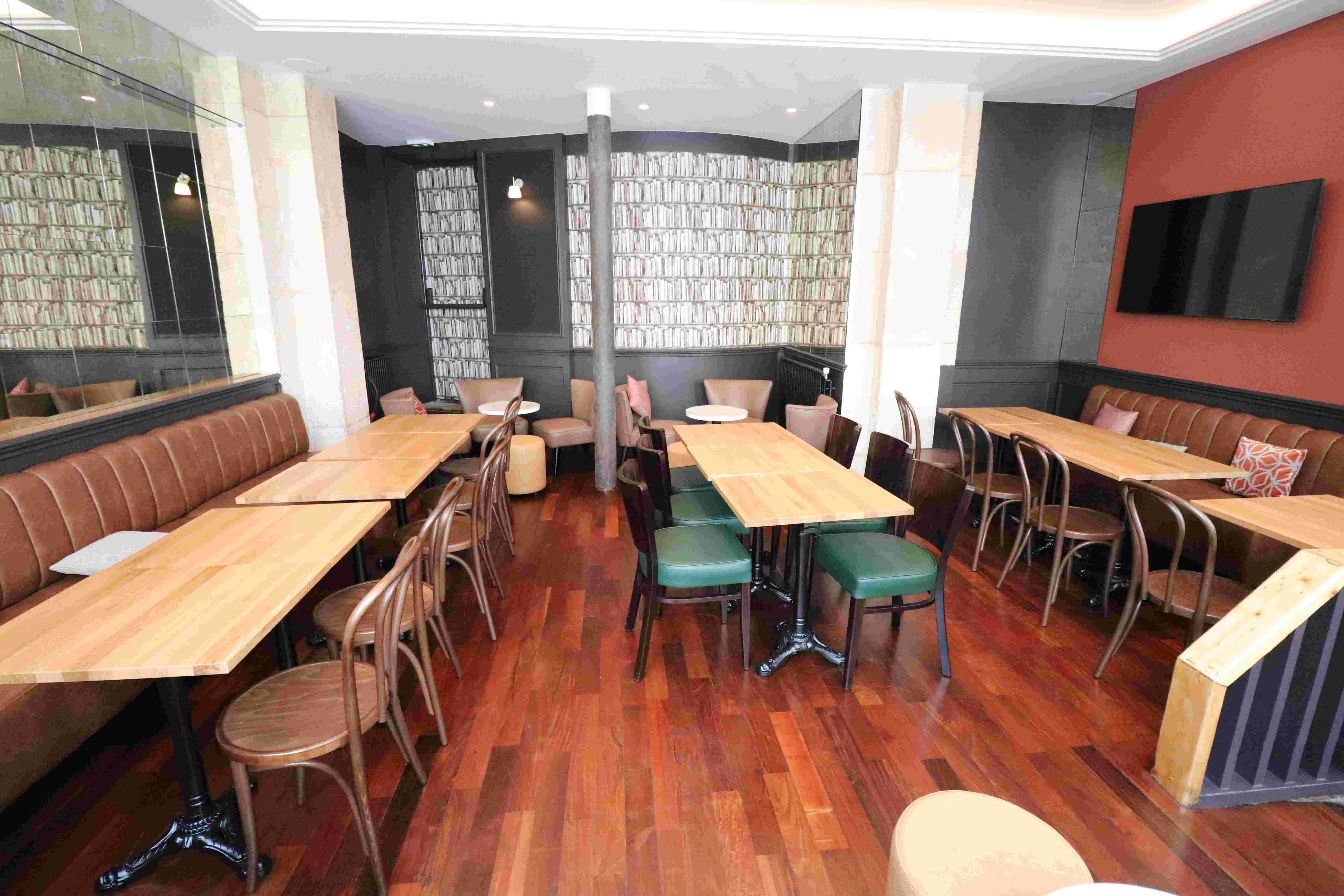L'Absinthe Café - Photo 4