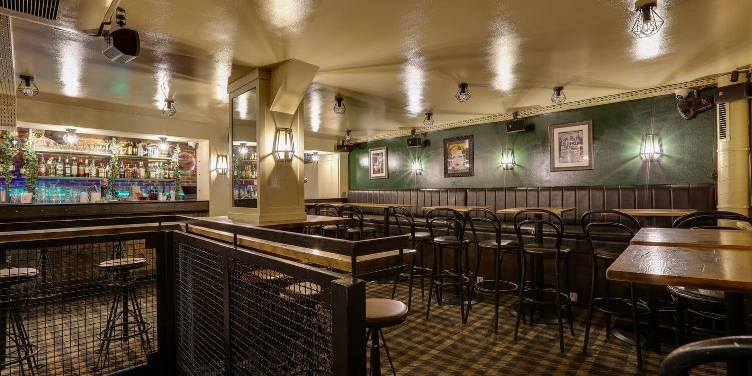 Le Pub Saint Michel - Photo 9