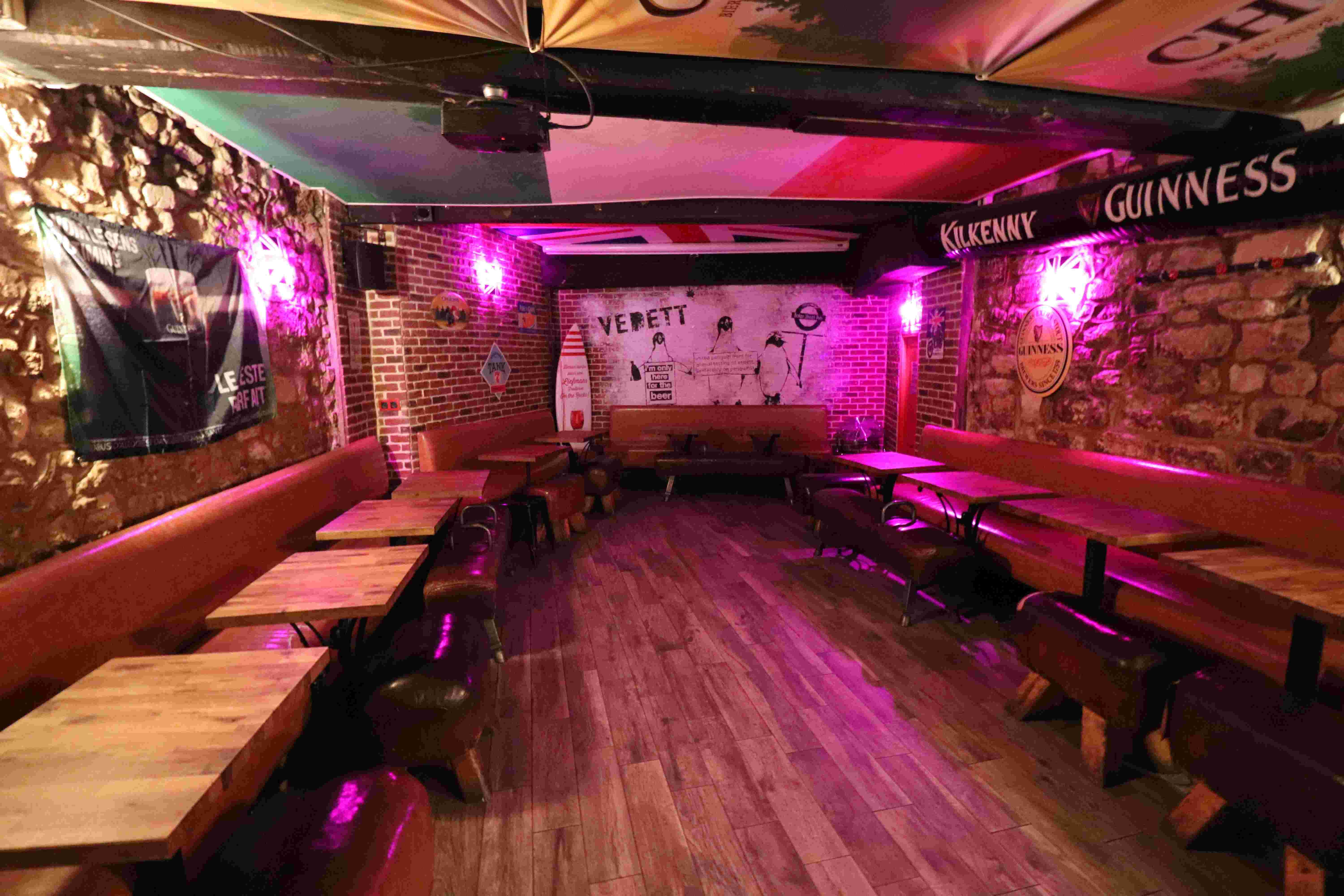 Le Baker Street Pub - Photo 18