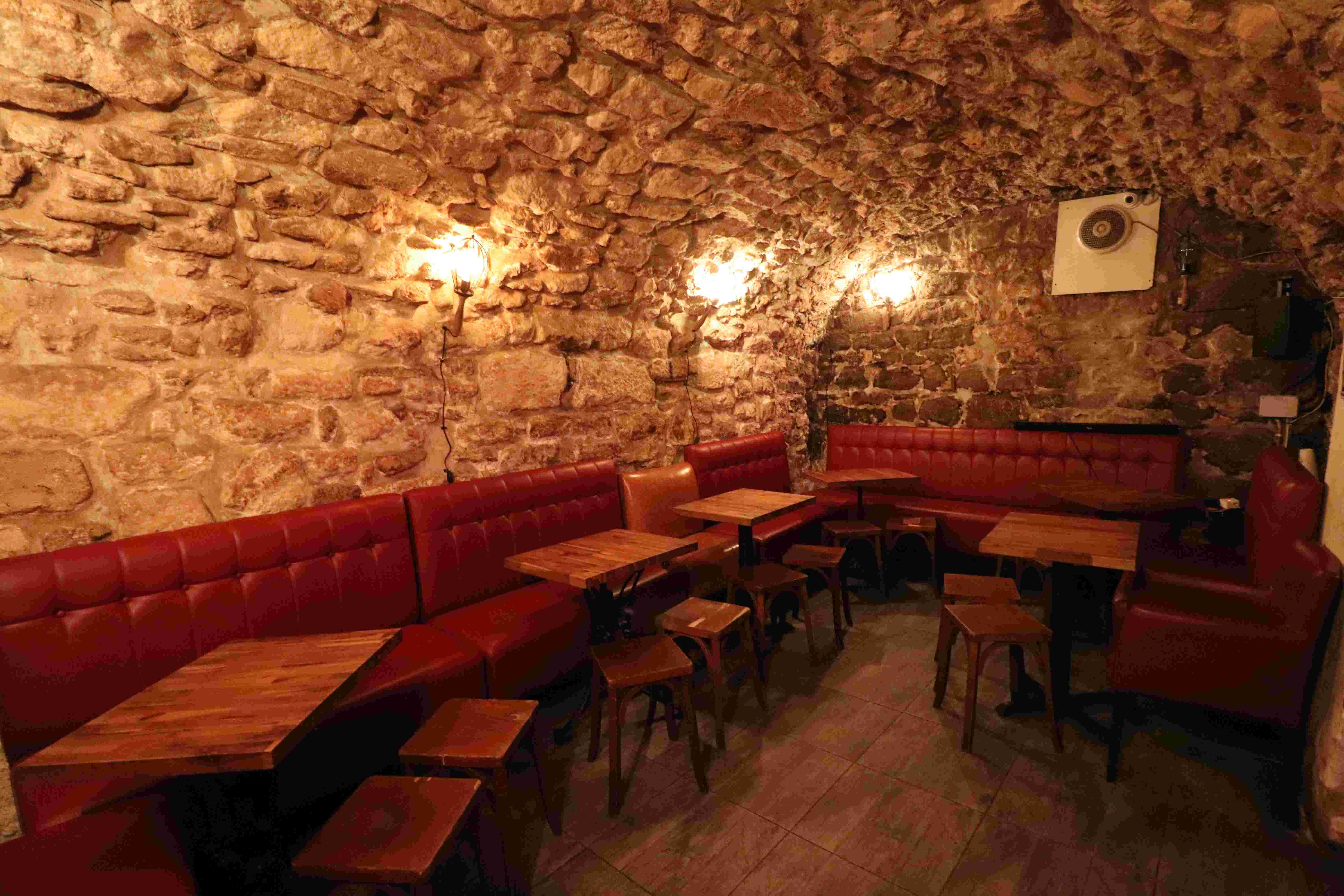 Le Baker Street Pub - Photo 15