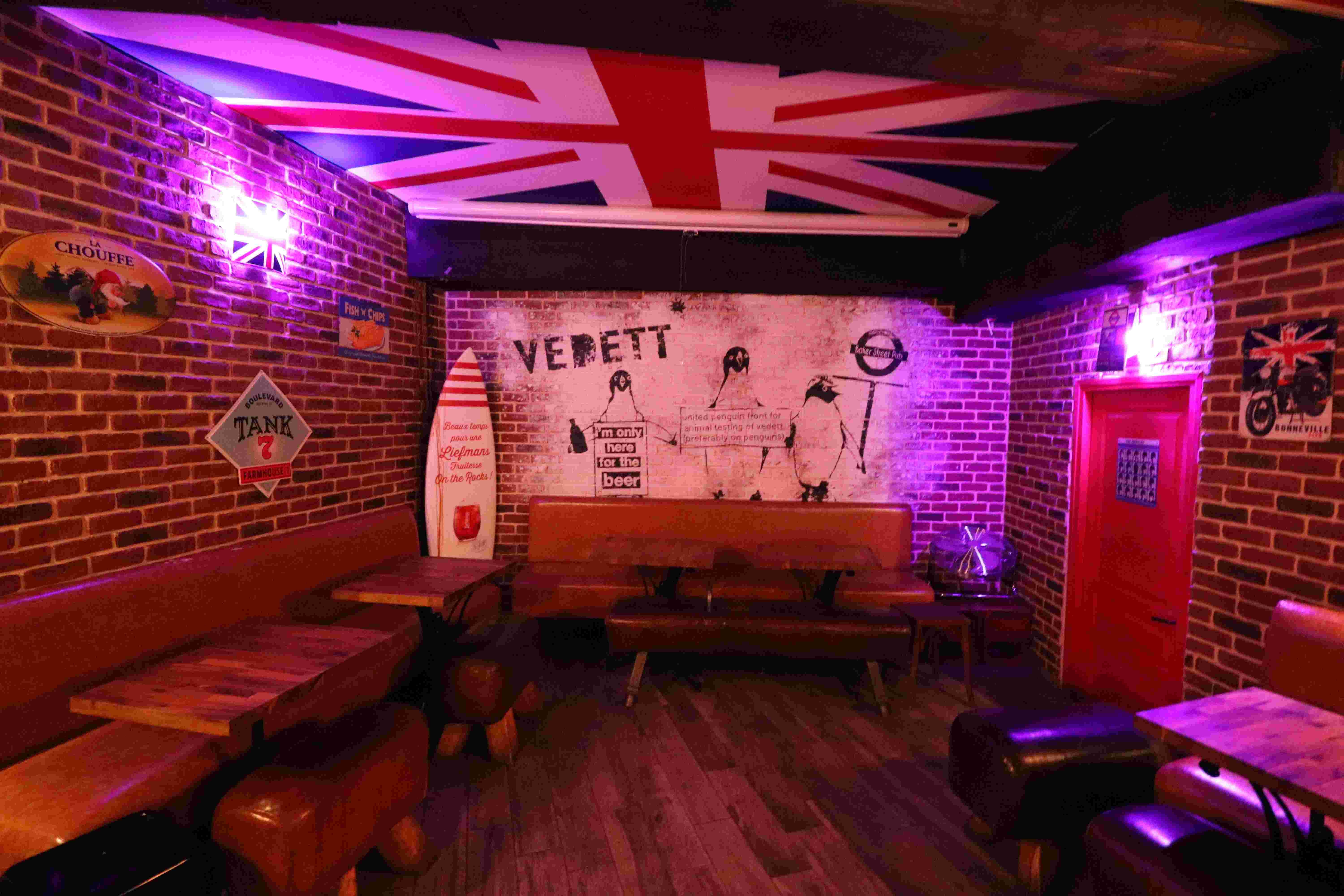 Le Baker Street Pub - Photo 20