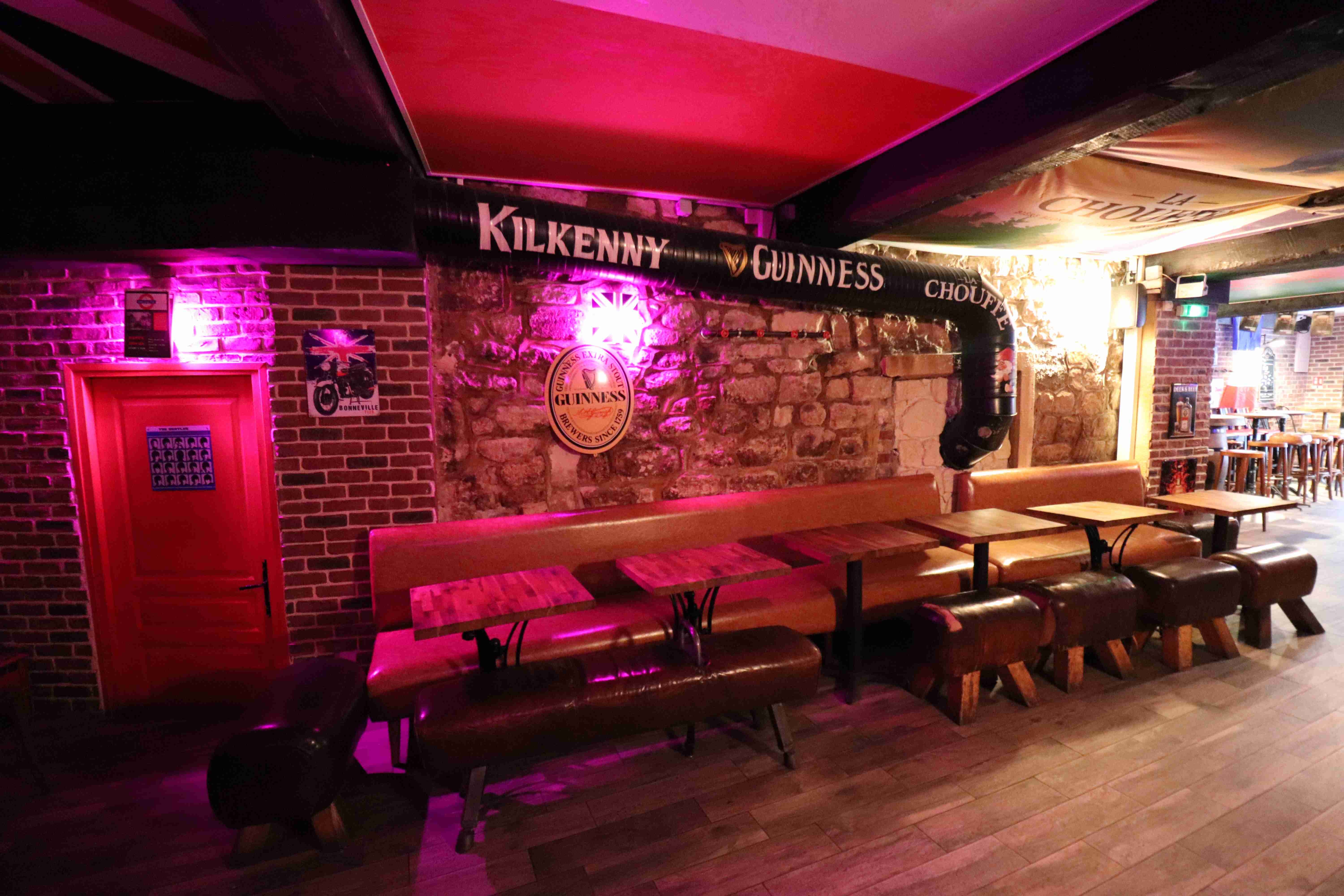 Le Baker Street Pub - Photo 4