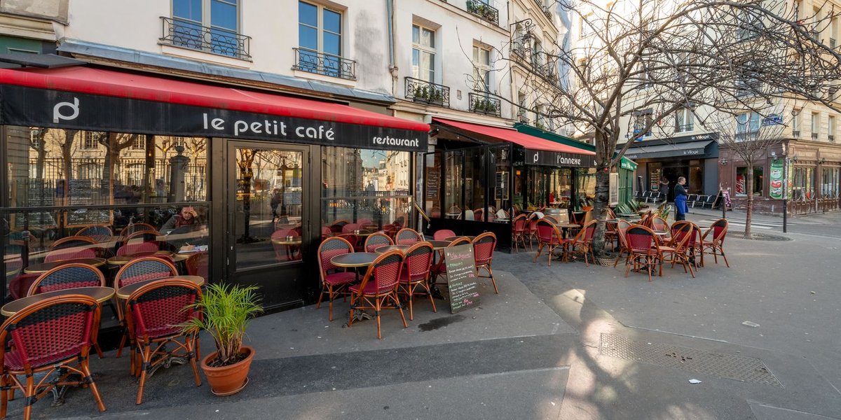 Le Petit Café