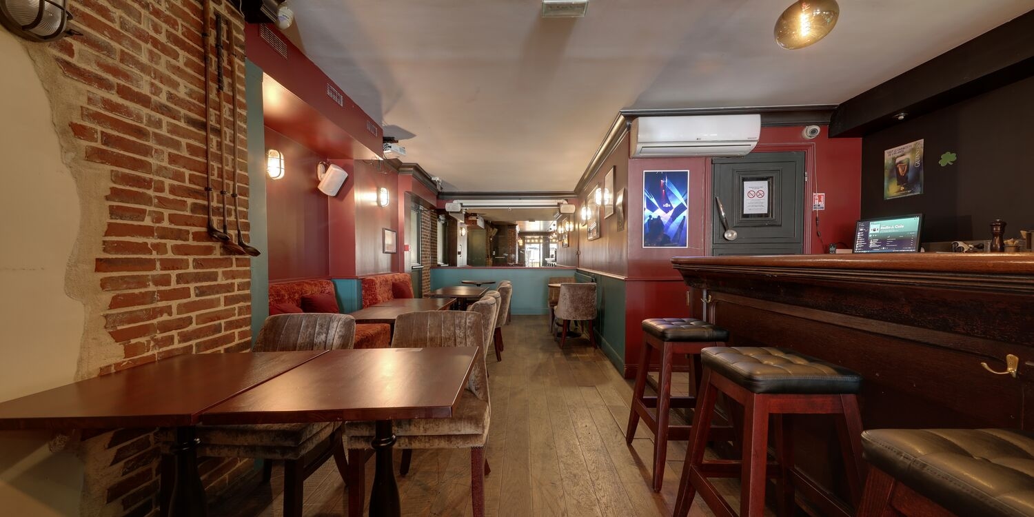 The Bootleg Bar - Photo 9