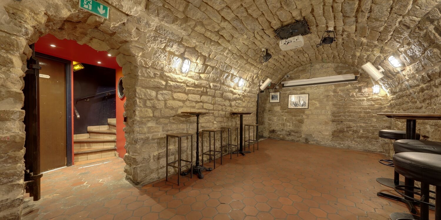 The Bootleg Bar - Photo 1