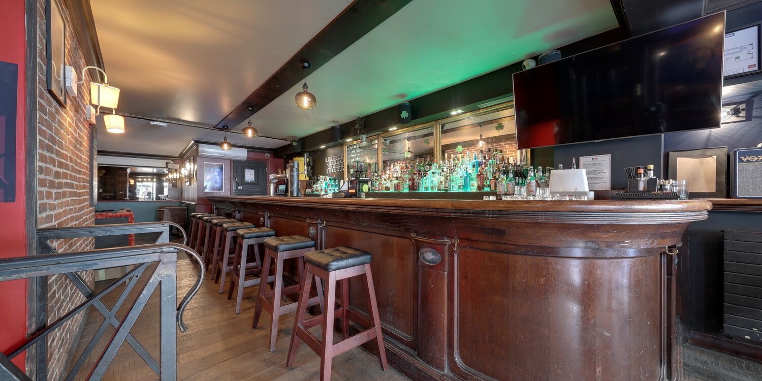 The Bootleg Bar - Photo 7