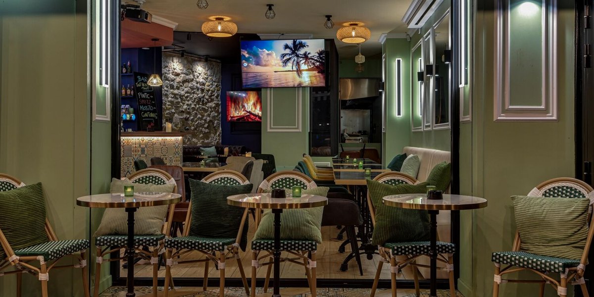 Le Tout Beau Tout 9 bar