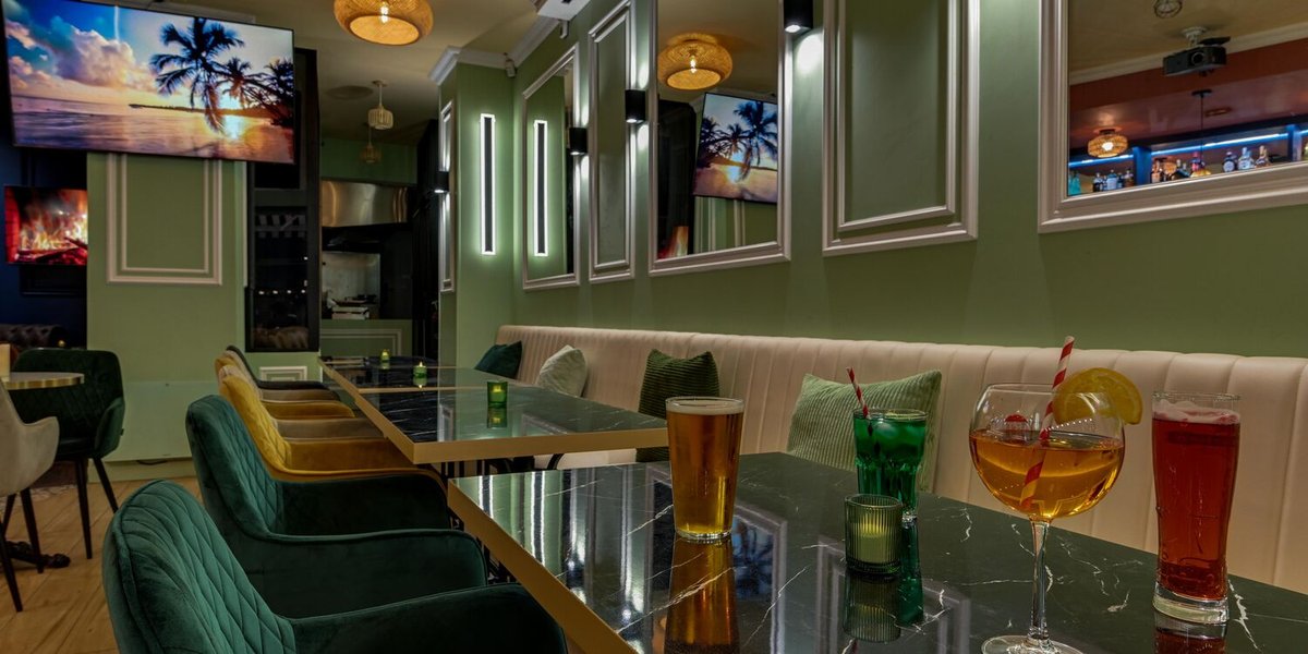 Le Tout Beau Tout 9 bar