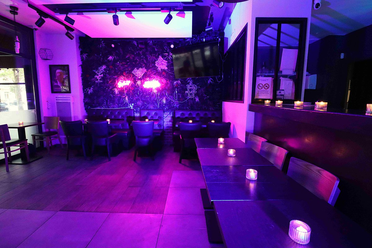 Sophia Lounge