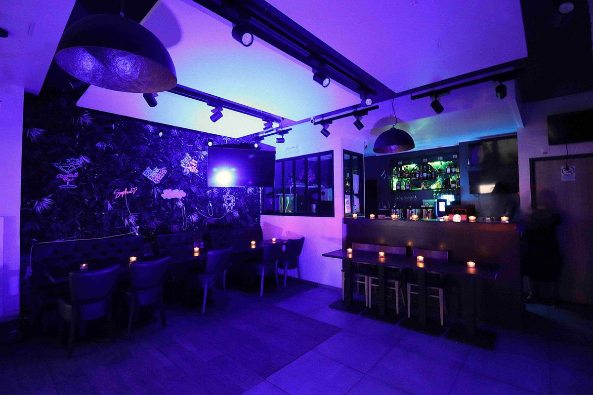 Sophia Lounge