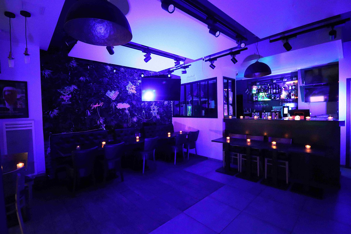 Sophia Lounge
