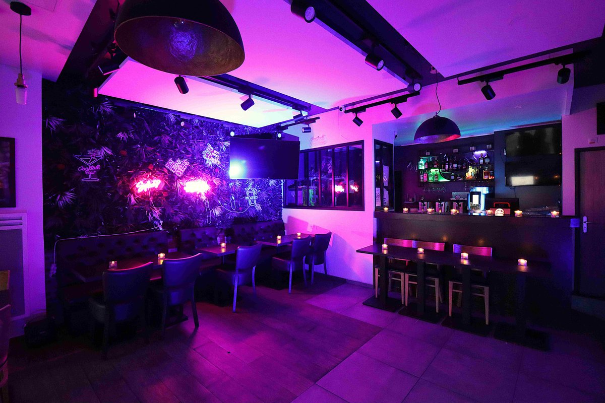 Sophia Lounge